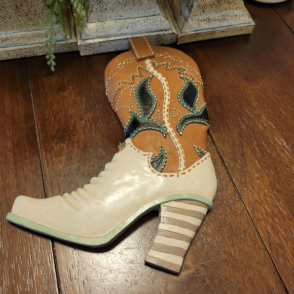 Western Boot Ornament - Picture 2 of 9